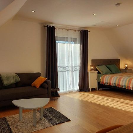 La Chambre Du Valois Cuvergnon Ngoại thất bức ảnh